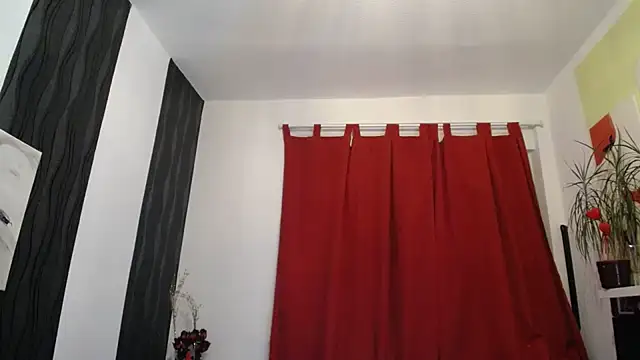 Missnikita6 online show from December 14, 2024, 7:14 pm