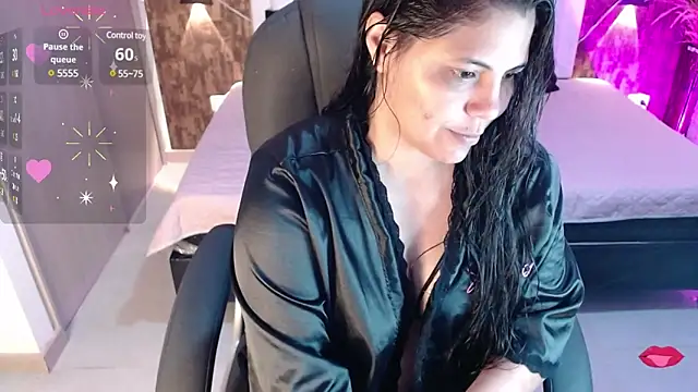 dulce  love69 online show from December 26, 2024, 4:10 am