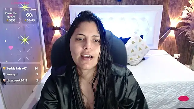 dulce  love69 online show from December 29, 2024, 12:41 am