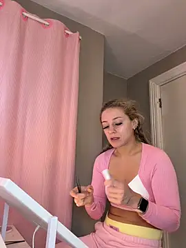 lexybabyxo online show from May 12, 2026, 1:52 pm