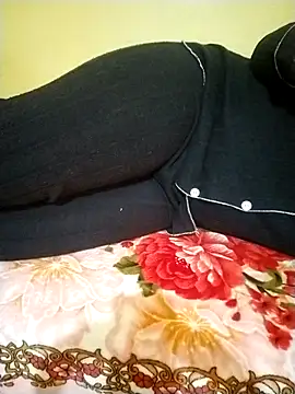 Snapshot of 3ahhd chatting on April 4, 2026, 2:03 pm 3ahhd online show from April 4, 2026, 2:03 pm