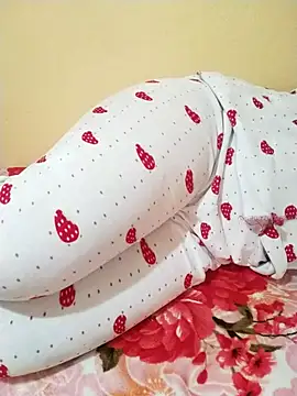 Snapshot of 3ahhd chatting on April 7, 2026, 11:10 am 3ahhd online show from April 7, 2026, 11:10 am