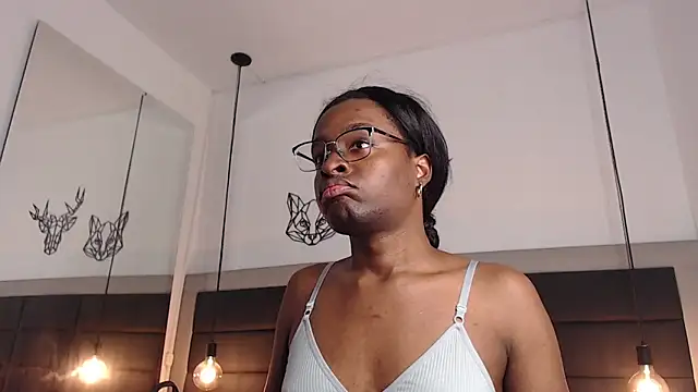 Snapshot of candy_lovee69 chatting on June 19, 2026, 6:45 pm candy lovee69 online show from June 19, 2026, 6:45 pm