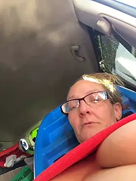 Snapshot of SweetVegasTits chatting on February 25, 2025, 12:25 am SweetVegasTits online show from February 25, 2025, 12:25 am