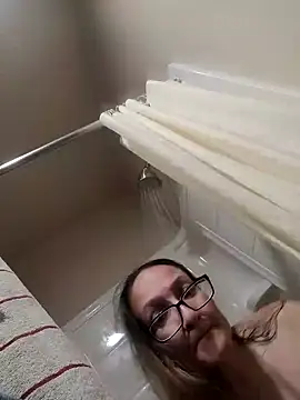 Snapshot of SweetVegasTits chatting on December 20, 2025, 1:29 pm SweetVegasTits online show from December 20, 2025, 1:29 pm