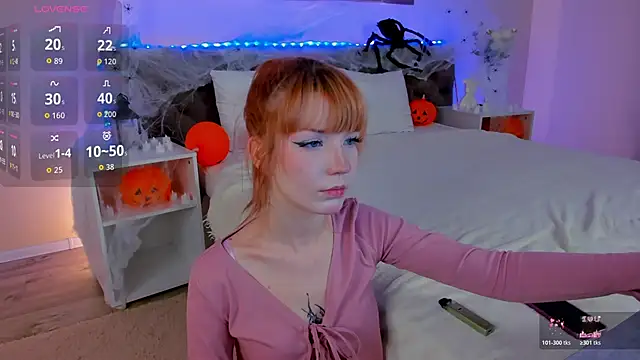 Linablueeyed online show from November 3, 2025, 9:21 am