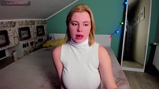 Snapshot of LillyDepp chatting on December 29, 2024, 11:39 pm LillyDepp online show from December 29, 2024, 11:39 pm