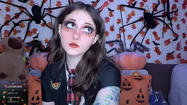 Snapshot of _Devill_Baby chatting on October 15, 2025, 6:02 am  Devill Baby online show from October 15, 2025, 6:02 am
