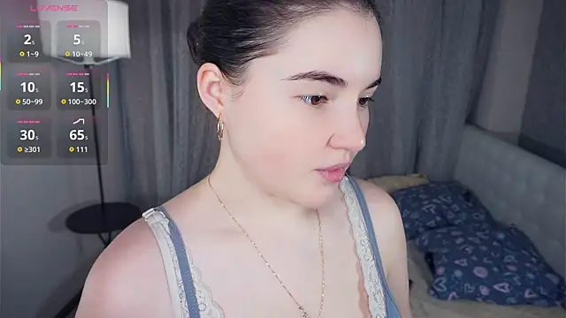 CathrynDail online show from December 1, 2025, 6:18 am