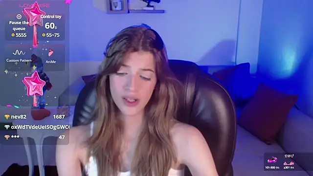 Nora Vennucci online show from December 26, 2024, 5:30 pm