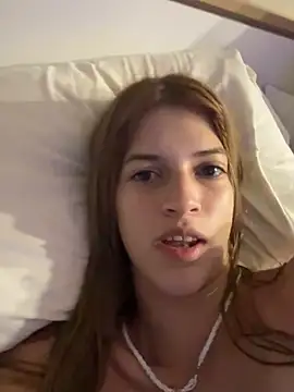 Nora Vennucci online show from July 29, 2026, 12:31 am