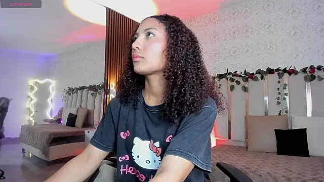 Snapshot of Daphnne_tay chatting on February 20, 2026, 3:47 am Daphnne tay online show from February 20, 2026, 3:47 am