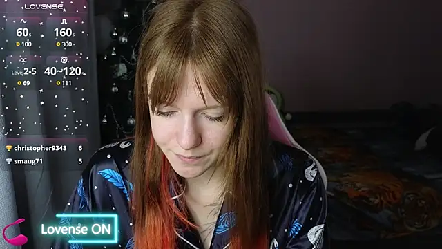 Snapshot of CassieJuice69 chatting on January 18, 2025, 12:35 am CassieJuice69 online show from January 18, 2025, 12:35 am