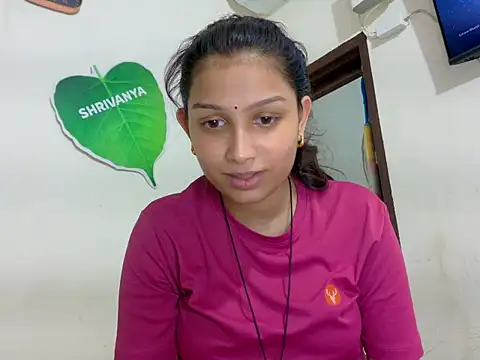 Snapshot of Aleena_Rai chatting on September 20, 2025, 10:27 am Aleena Rai online show from September 20, 2025, 10:27 am