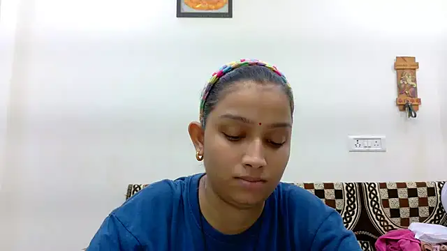 Snapshot of Aleena_Rai chatting on October 4, 2025, 6:28 pm Aleena Rai online show from October 4, 2025, 6:28 pm
