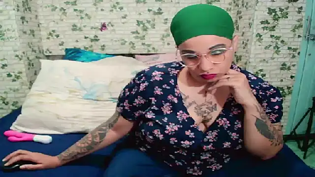 Indian candyXX online show from May 14, 2026, 4:36 pm