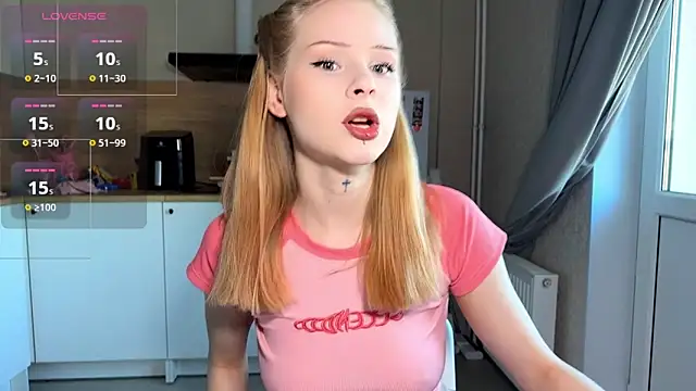 lisa barbie online show from April 13, 2026, 3:39 pm