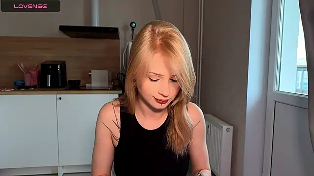 lisa barbie online show from May 24, 2026, 6:29 am