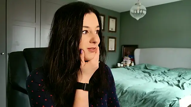 flatwhite0 online show from March 9, 2026, 11:14 am