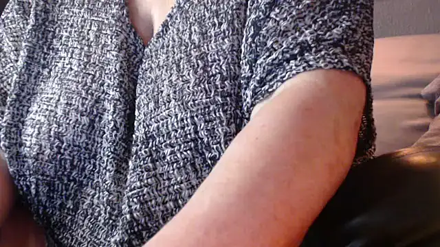 modenq online show from January 16, 2026, 3:38 pm