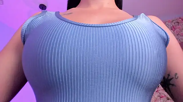 KatieNolan 1 online show from April 4, 2026, 6:27 pm