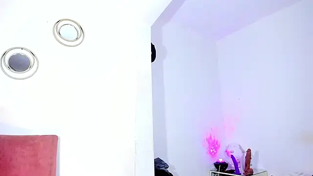 Snapshot of Sofia_HornyTs chatting on March 25, 2026, 4:29 am Sofia HornyTs online show from March 25, 2026, 4:29 am