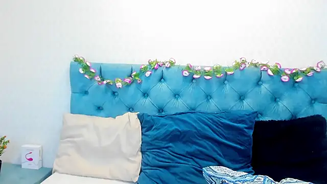 Sophie Smith69 online show from January 12, 2025, 4:18 pm