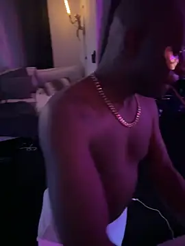 Snapshot of Pressure69mee chatting on January 19, 2025, 1:21 am Pressure69mee online show from January 19, 2025, 1:21 am