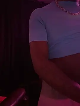 Snapshot of Pressure69mee chatting on February 7, 2025, 1:36 am Pressure69mee online show from February 7, 2025, 1:36 am