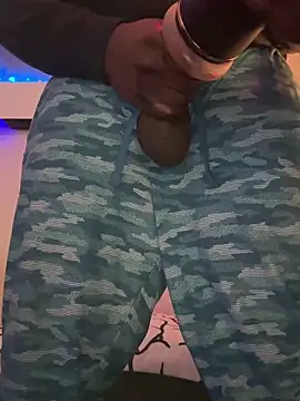 Snapshot of Pressure69mee chatting on February 17, 2025, 3:15 am Pressure69mee online show from February 17, 2025, 3:15 am