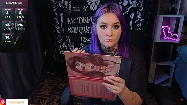 Emmybrightj  online show from September 15, 2025, 5:51 am