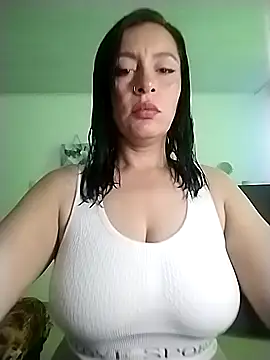 hailey85 online show from November 22, 2025, 9:03 pm