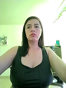 hailey85 online show from December 14, 2025, 1:05 pm