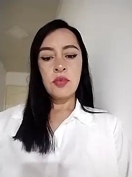 hailey85 online show from March 17, 2026, 3:37 pm