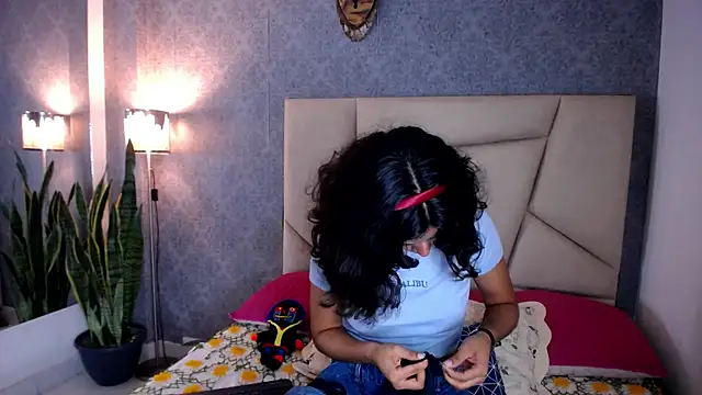 Akane Uwu online show from September 16, 2025, 2:07 pm