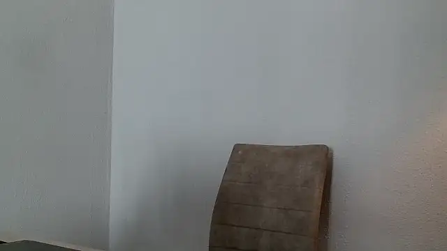 desiree1981 online show from October 4, 2025, 9:40 am