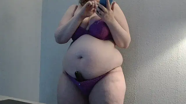 desiree1981 online show from March 13, 2026, 9:49 am