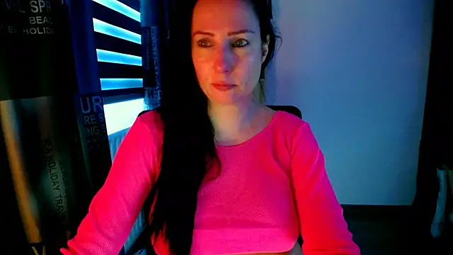 Snapshot of Sebriena chatting on February 18, 2025, 10:16 am Sebriena online show from February 18, 2025, 10:16 am