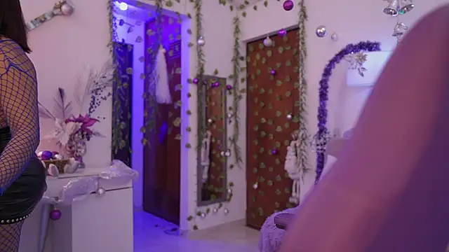 Candy li online show from December 29, 2024, 3:11 am