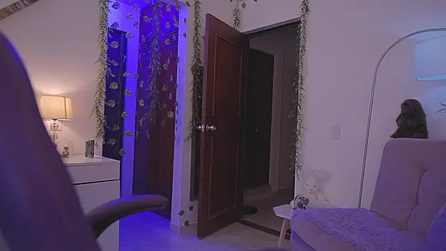 Candy li online show from March 19, 2025, 2:37 am