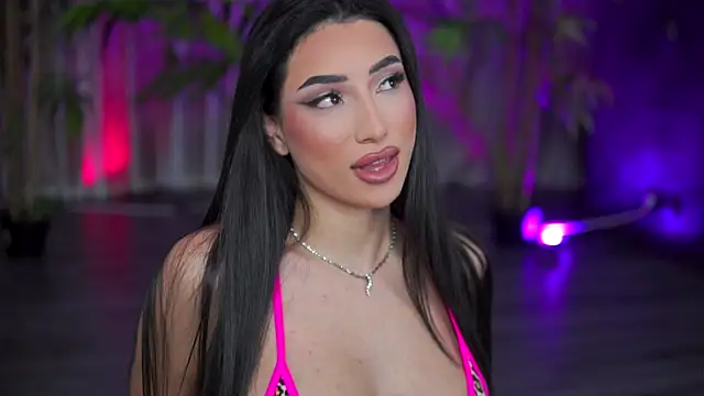 GinaValentinna online show from October 30, 2025, 7:47 pm