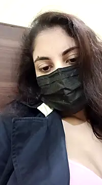 Snapshot of InLero chatting on December 25, 2024, 4:33 am InLero online show from December 25, 2024, 4:33 am