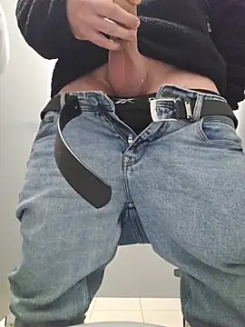 Snapshot of Ibag01 chatting on January 19, 2026, 2:10 pm Ibag01 online show from January 19, 2026, 2:10 pm