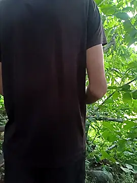 Snapshot of Piyush_2024 chatting on October 9, 2025, 1:03 am Piyush 2024 online show from October 9, 2025, 1:03 am