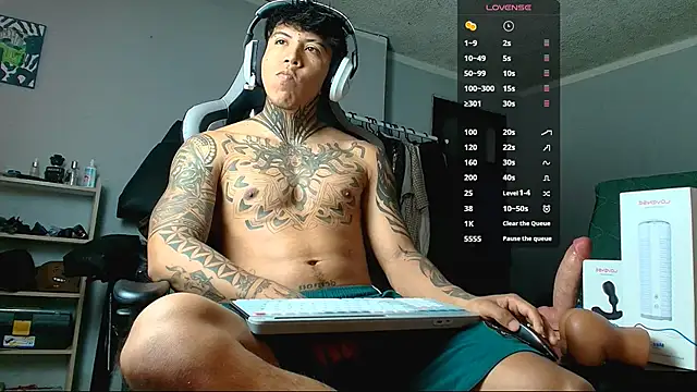 Nickhot0609 online show from September 24, 2025, 6:55 pm