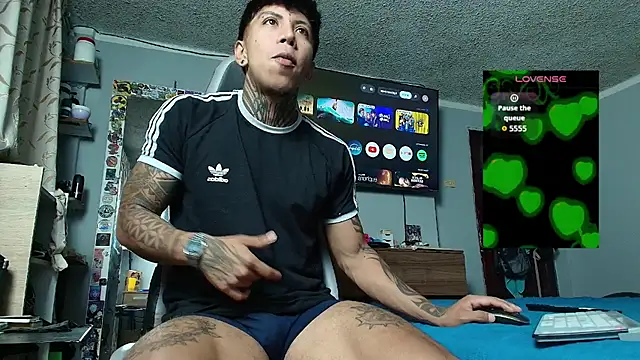 Snapshot of Nickhot0609 chatting on February 17, 2026, 1:13 am Nickhot0609 online show from February 17, 2026, 1:13 am