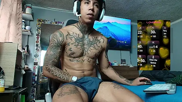 Snapshot of Nickhot0609 chatting on February 18, 2026, 5:20 pm Nickhot0609 online show from February 18, 2026, 5:20 pm