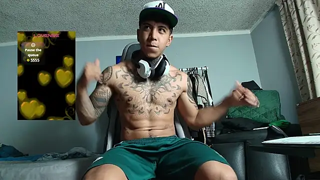 Nickhot0609 online show from March 31, 2026, 10:48 am