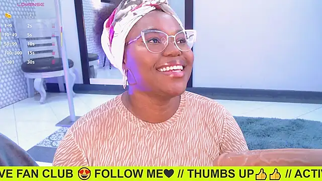 Snapshot of Makena_gh chatting on January 25, 2025, 6:45 am Makena gh online show from January 25, 2025, 6:45 am