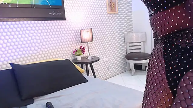 Snapshot of Makena_gh chatting on February 22, 2025, 3:45 am Makena gh online show from February 22, 2025, 3:45 am